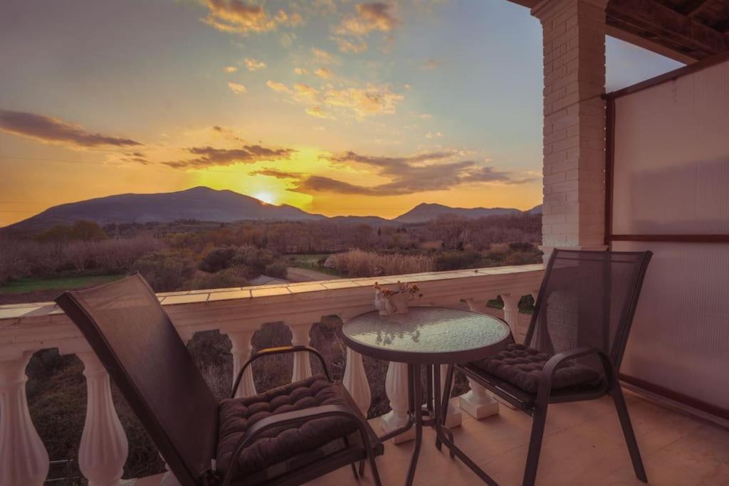 Katerina's Sunset Apartment Episkopiana  Bagian luar foto